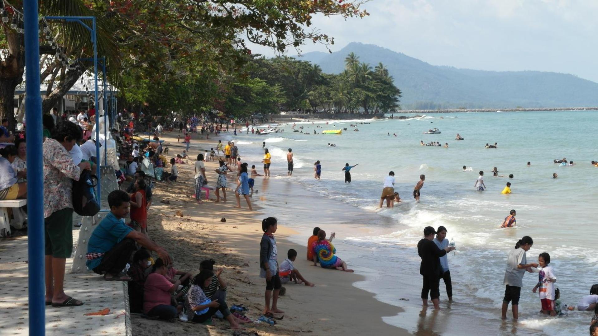 Thipburee Resort Sichon Exterior photo